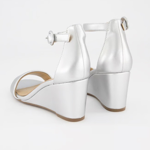 Naturalizer London Silver wedge sandals - Picture 5 of 12